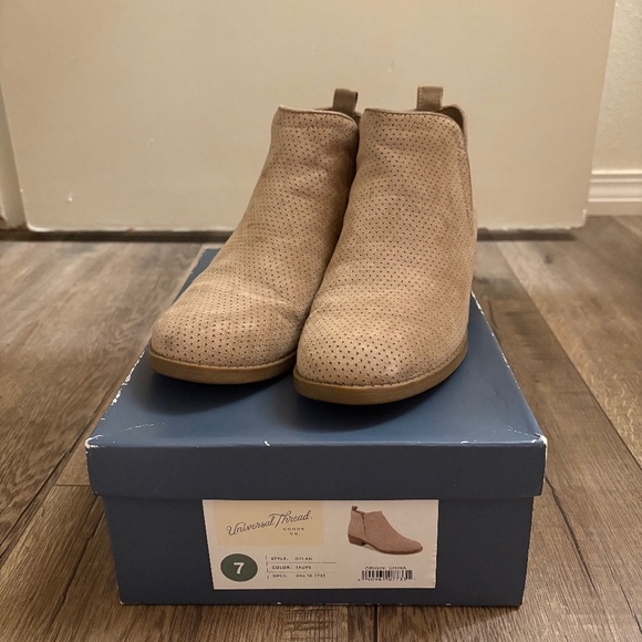 womens universal thread boots size 7 - Picture 1 of 1